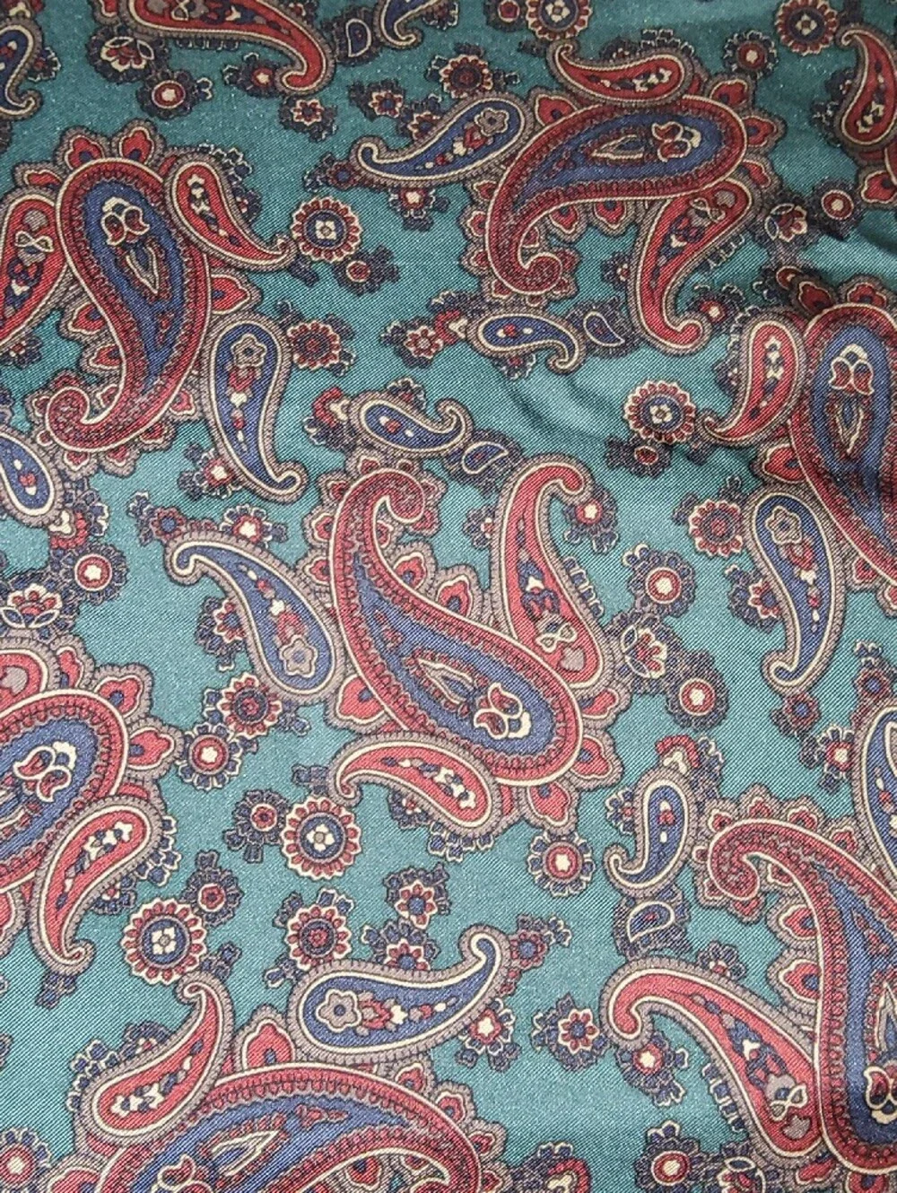 Classic Men's Camel Reversible Scarf with Paisley Lining